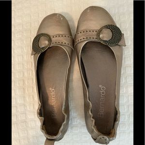 Bernardo pewter ballet flats